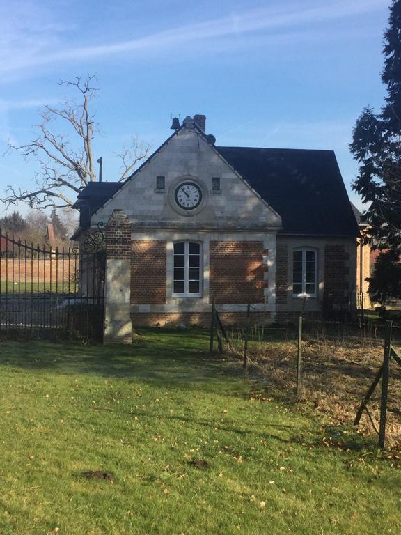 Maison De L'Horloge Courcelles-sous-Moyencourt Exterior foto